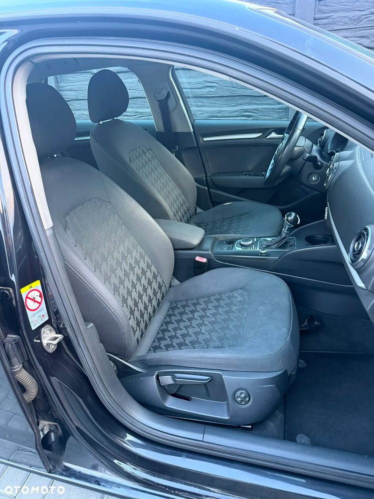 Audi A3 Sportback 2.0 TDI S tronic - 12