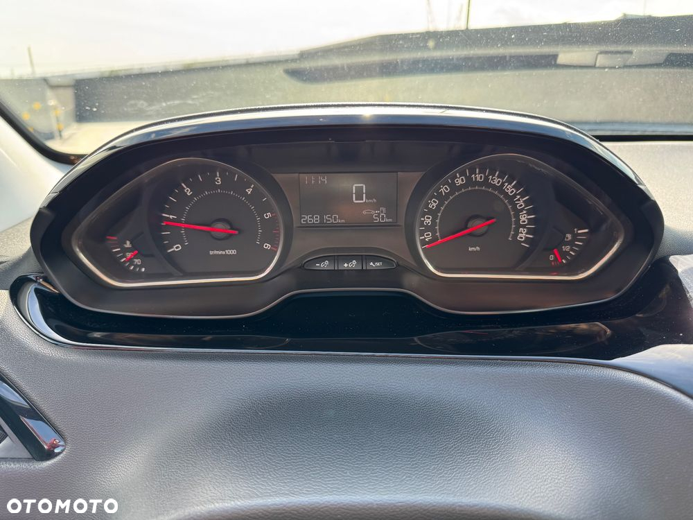 Peugeot 208 1.6 e-HDi Active STT - 21