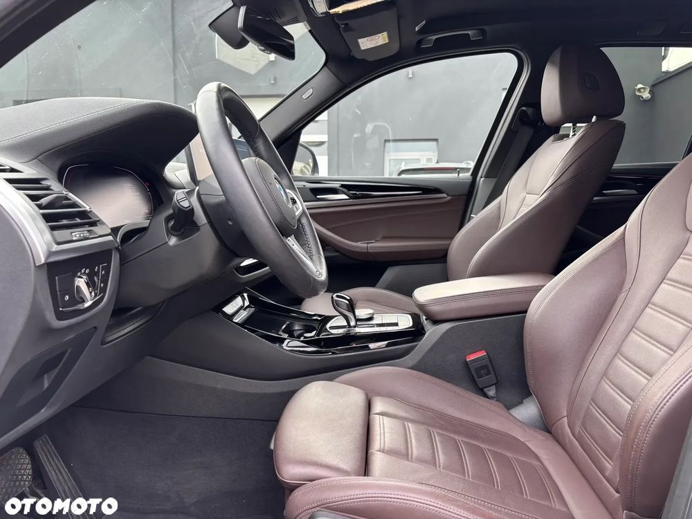 BMW X3 xDrive30i - 9