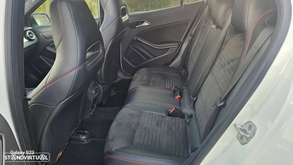 Mercedes-Benz GLA 220 d 4Matic 7G-DCT AMG Line - 4