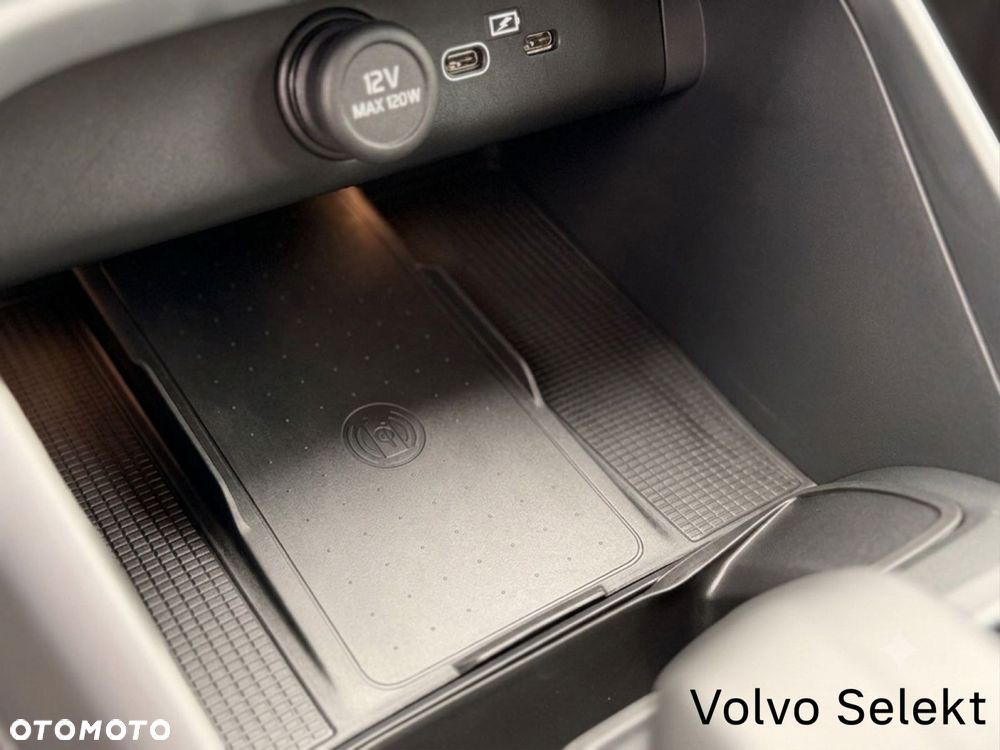 Volvo XC 40 - 23