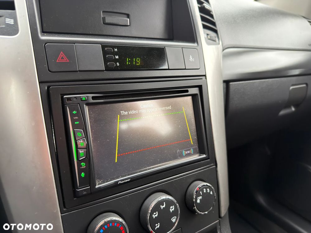 Chevrolet Captiva 2.4 2WD 7 Sitzer LS - 17