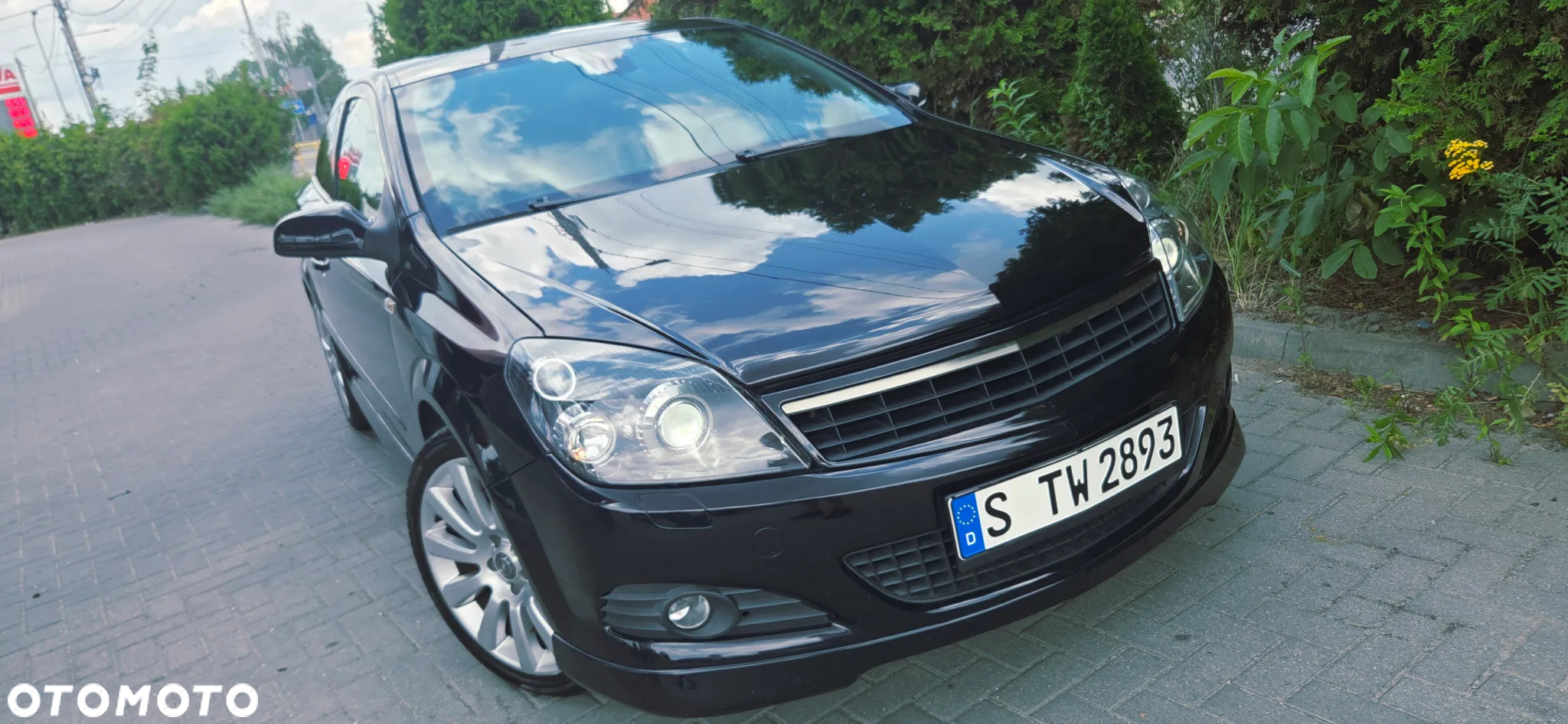 Opel Astra GTC 1.8 Cosmo - 25