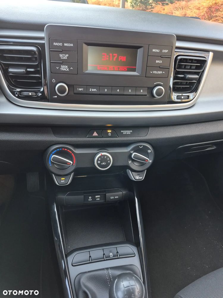 Kia Rio 1.2 Edition 7 - 23