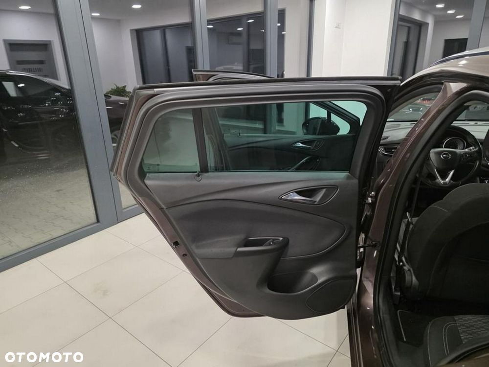 Opel Astra 1.4 Turbo Innovation - 14