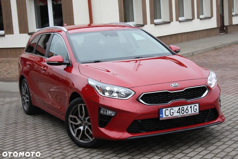 Kia Ceed 1.4 T-GDI L Business Line DCT - 23
