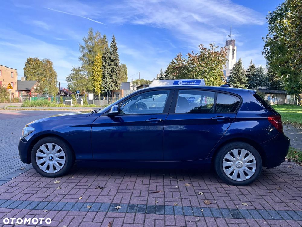 BMW Seria 1 114i - 4