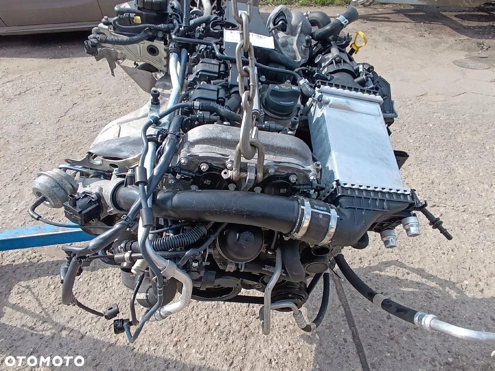 MERCEDES W205 SILNIK 2.0 CGI 274920 KOMPLETNY - 3
