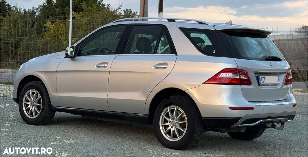 Mercedes-Benz ML 350 BlueTEC 4MATIC 7G-TRONIC - 4