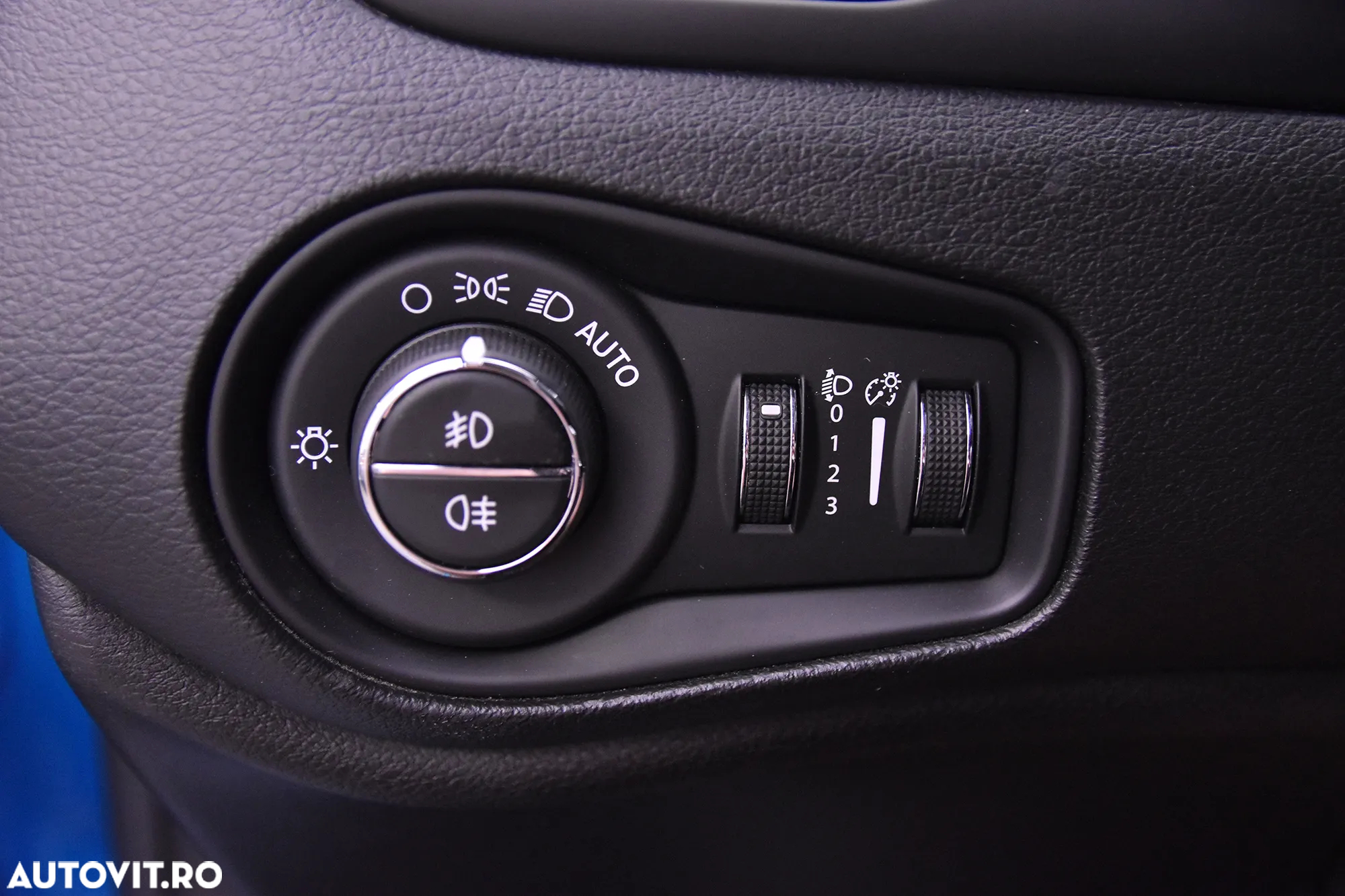 Jeep Renegade 1.3 Turbo 4x2 DDCT6 Limited - 15