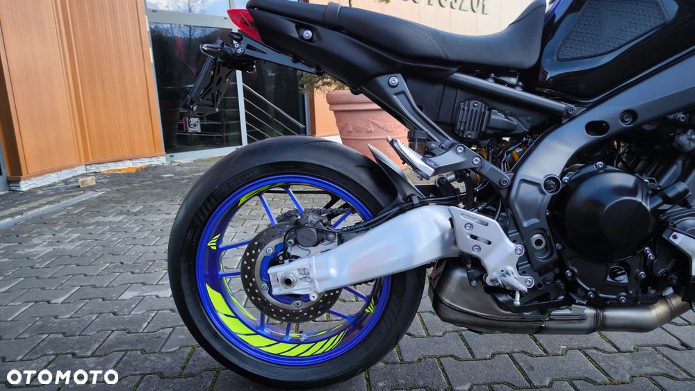 Yamaha MT - 21