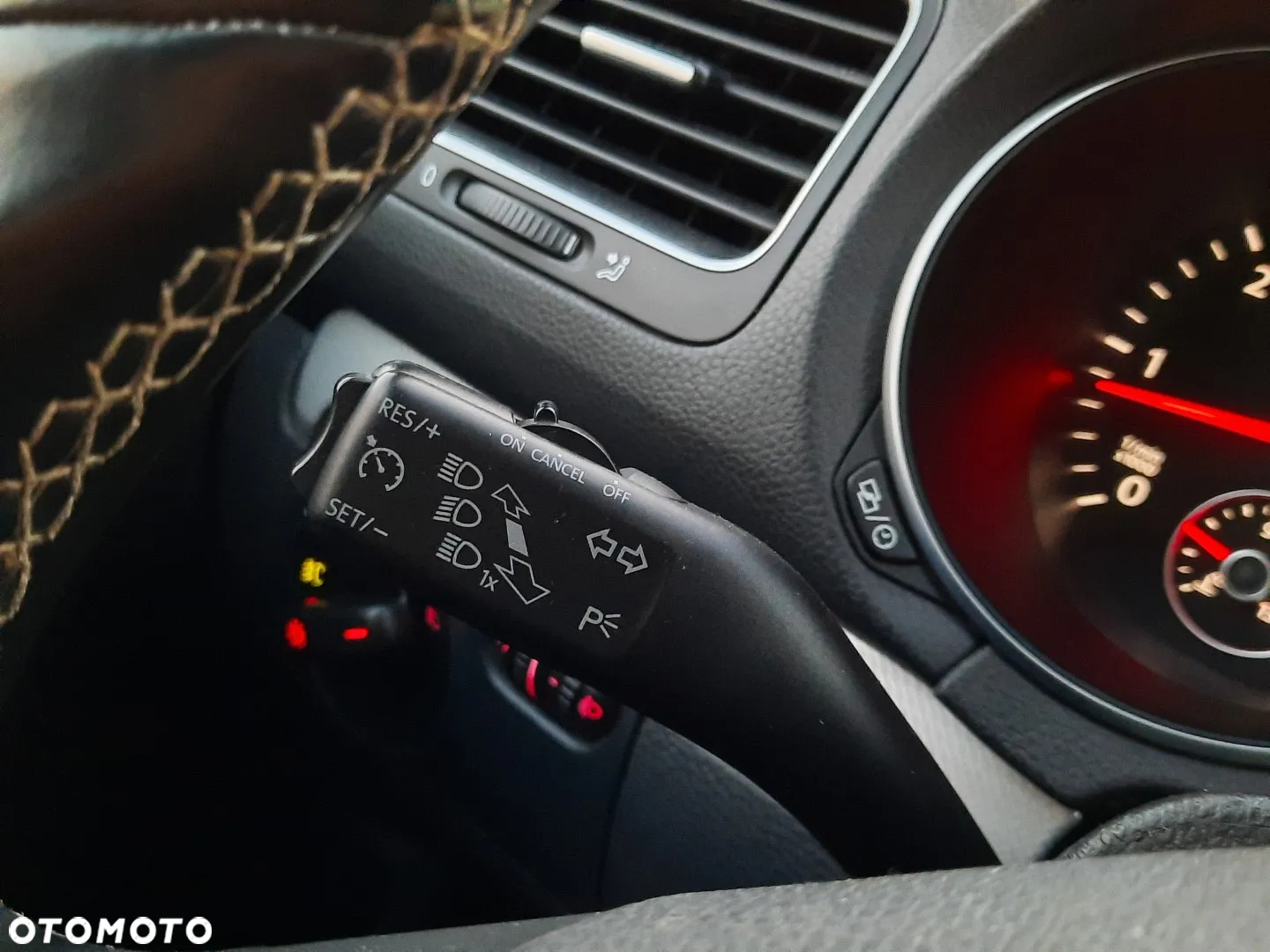 Volkswagen Golf Variant 1.6 TDI DPF MATCH - 27