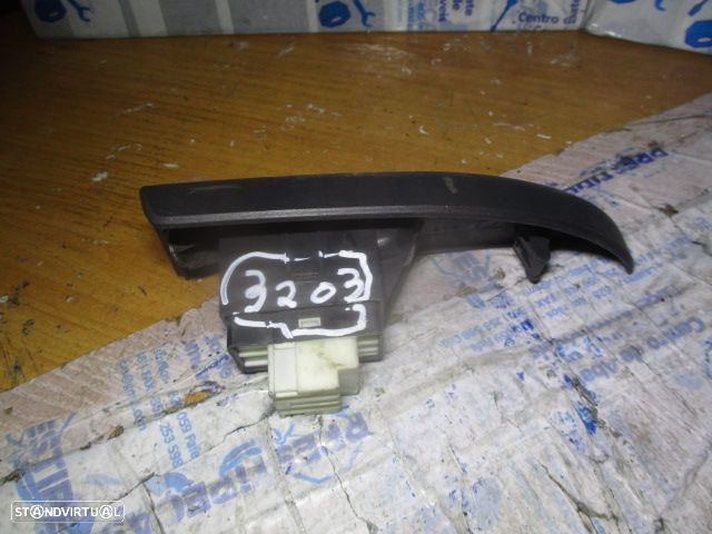 Interruptor S73502980 SUBARU IMPREZA 2001 VIDRO TRASEIRO Esq - 2