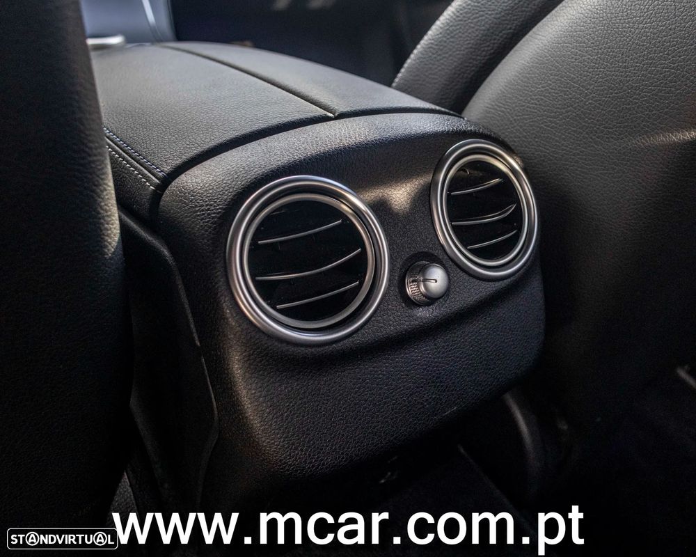 Mercedes-Benz C 300 de AMG Line - 19