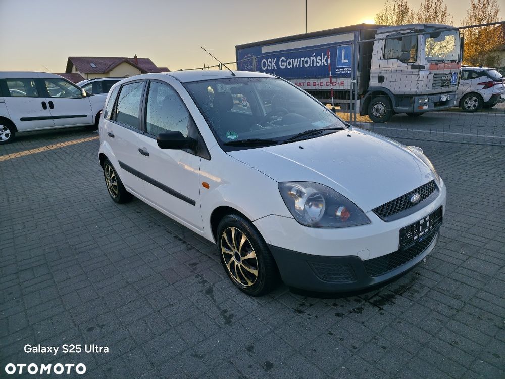 Ford Fiesta - 1