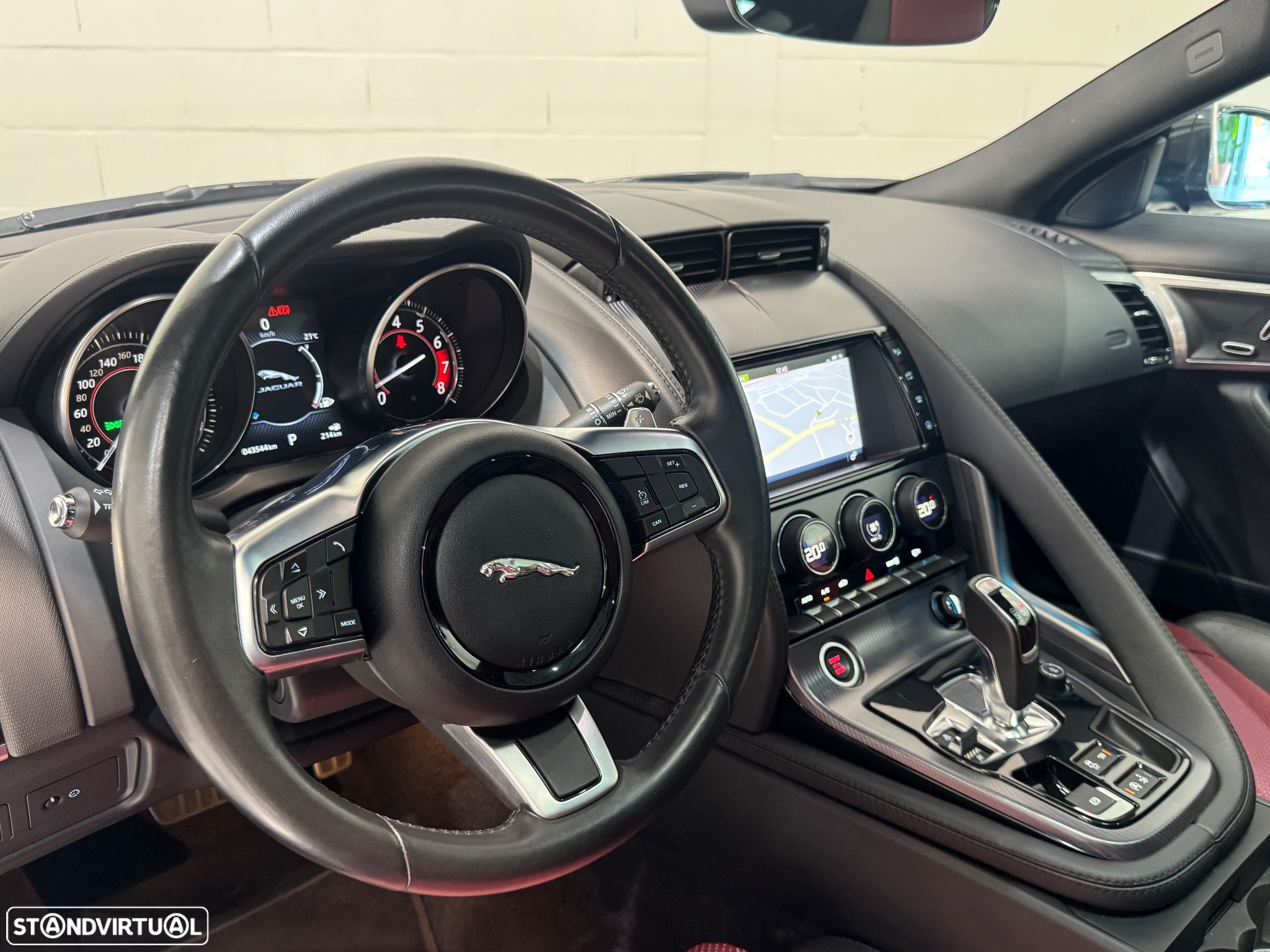 Jaguar F-Type 2.0 i4 R-Dynamic - 39