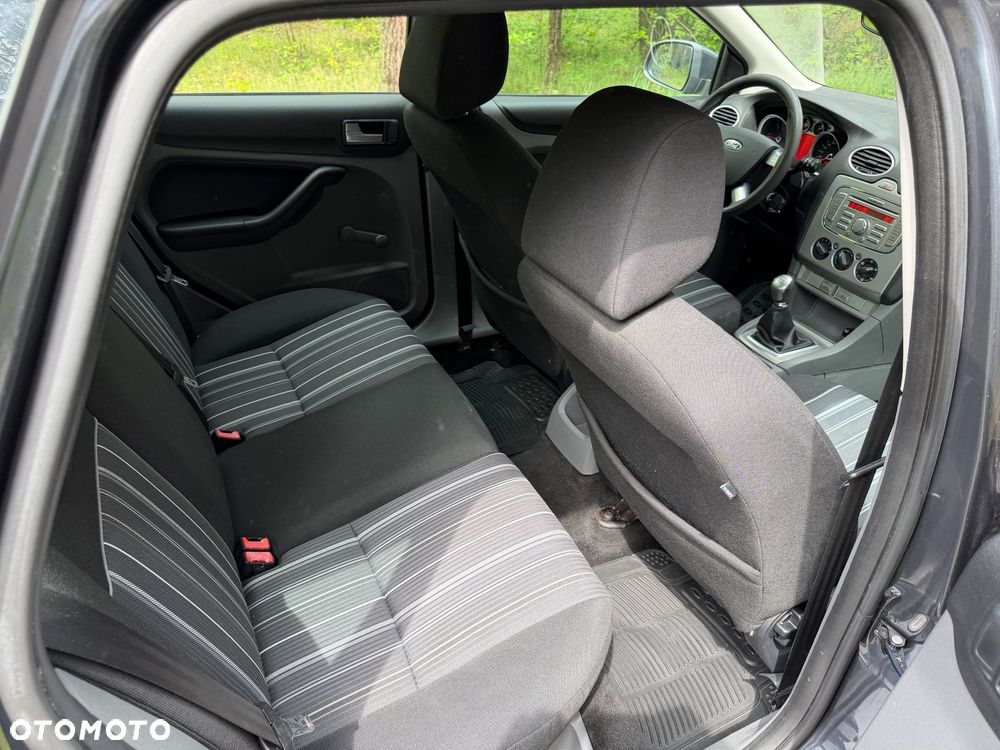 Ford Focus 1.6 TDCi cDPF Trend - 14