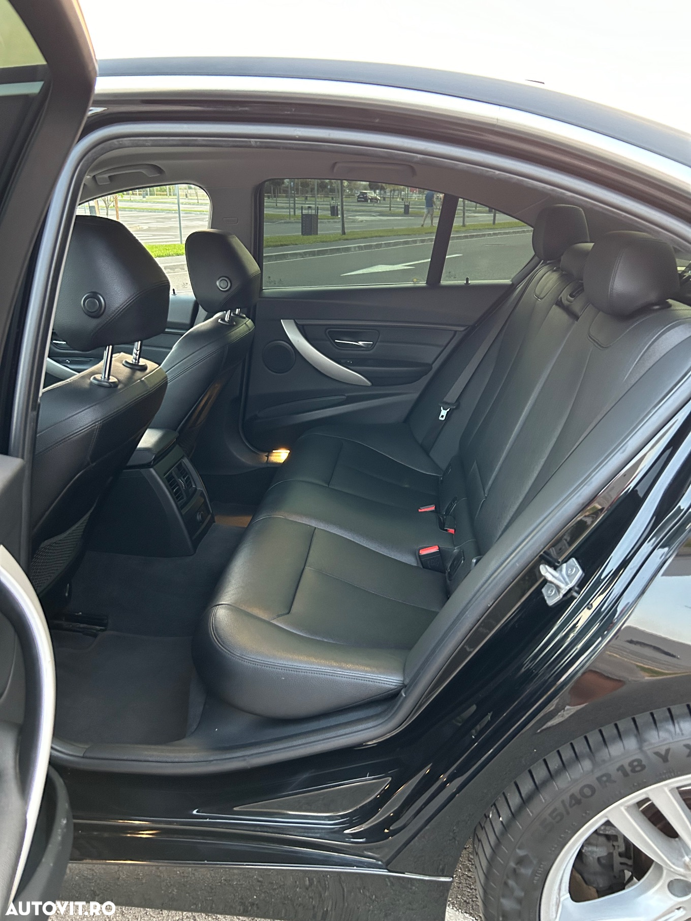 BMW Seria 3 320d EfficientDynamics Edition Standard - 12