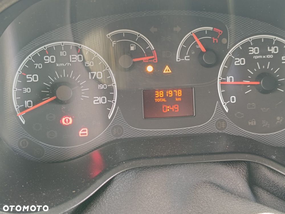 Fiat DOBLO - 11