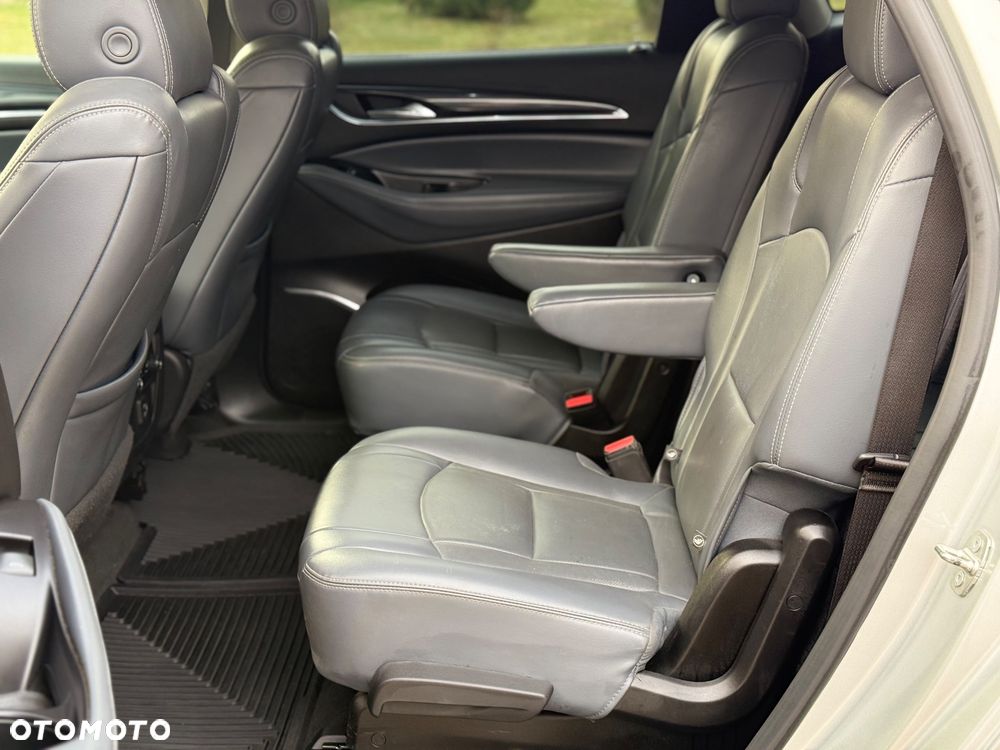 Buick Enclave - 27