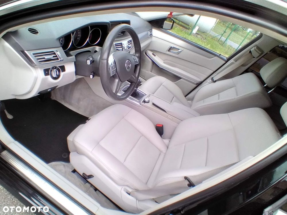 Mercedes-Benz Klasa E 220 CDI - 10