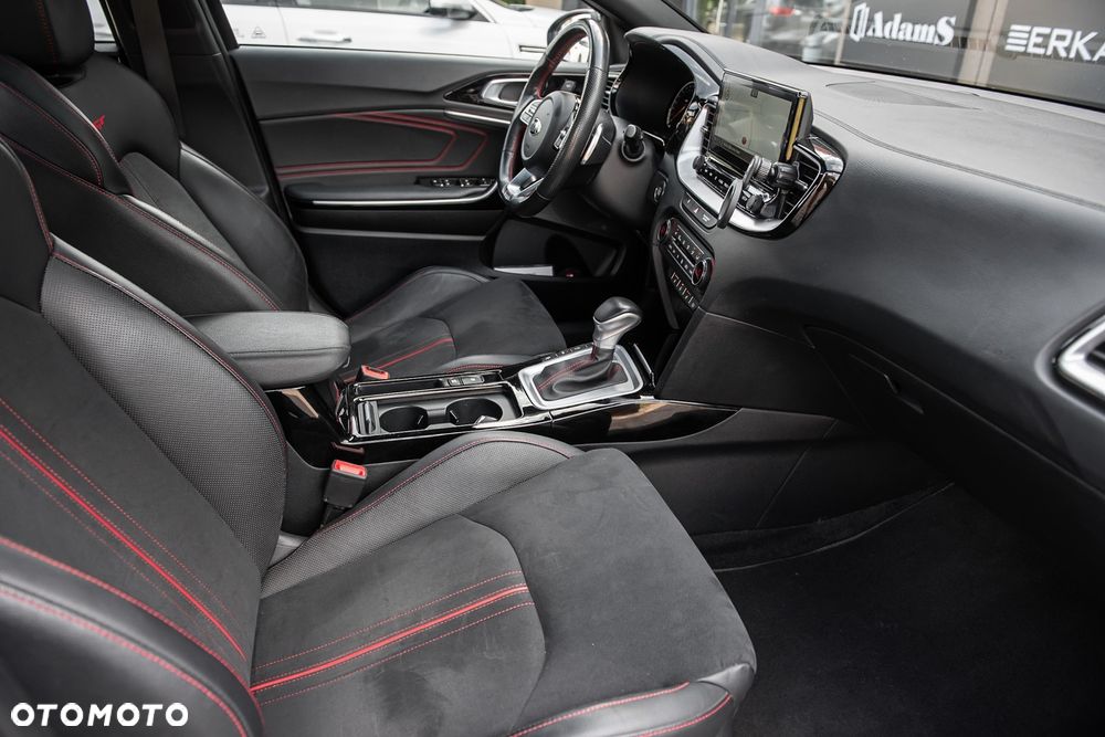 Kia ProCeed 1.6 T-GDI DCT7 OPF GT - 38