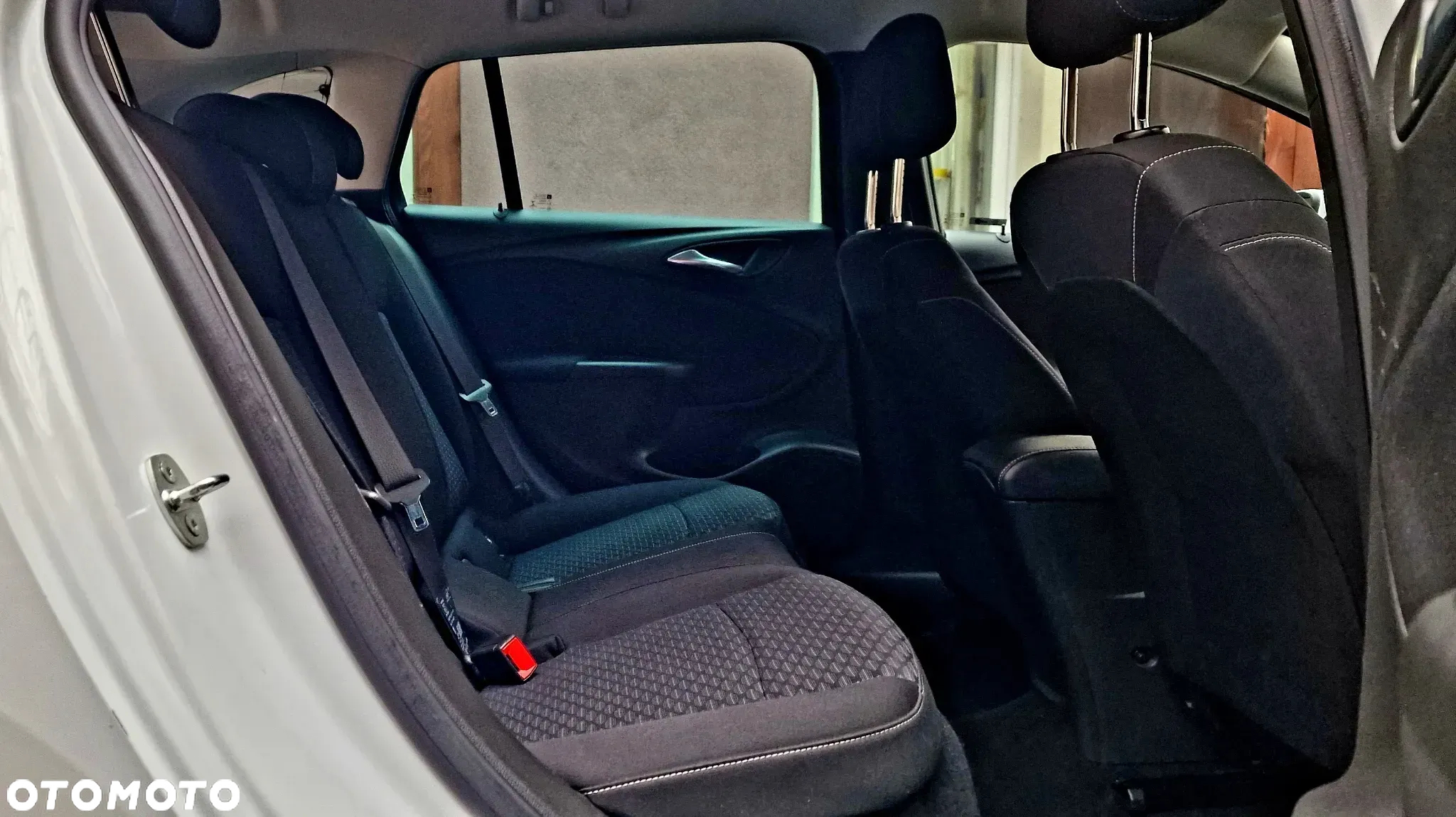 Opel Astra 1.6 D (CDTI) Sports Tourer Edition - 14
