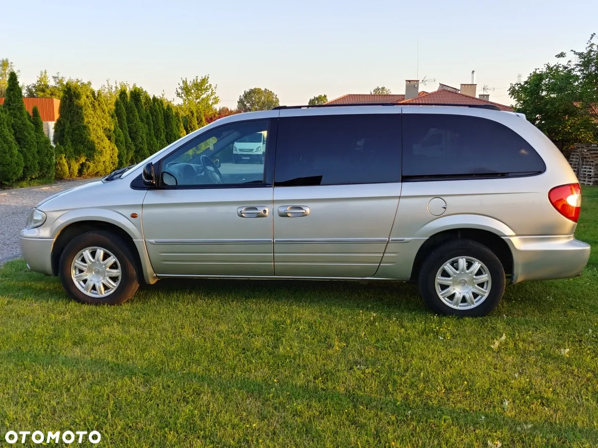 Chrysler Grand Voyager 3.3 Limited S&G - 13