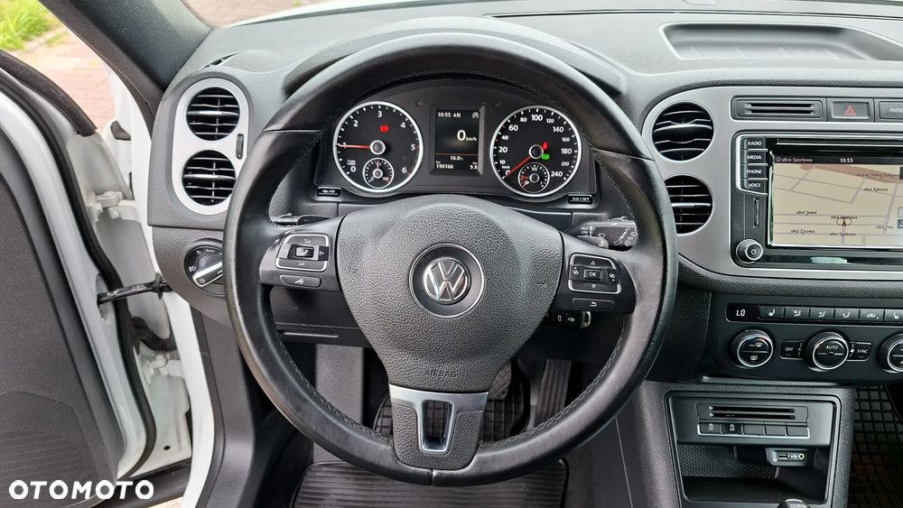 Volkswagen Tiguan 2.0 TDI SCR 4MOTION BlueMotion Technology DSG Lounge Sport & Style - 34