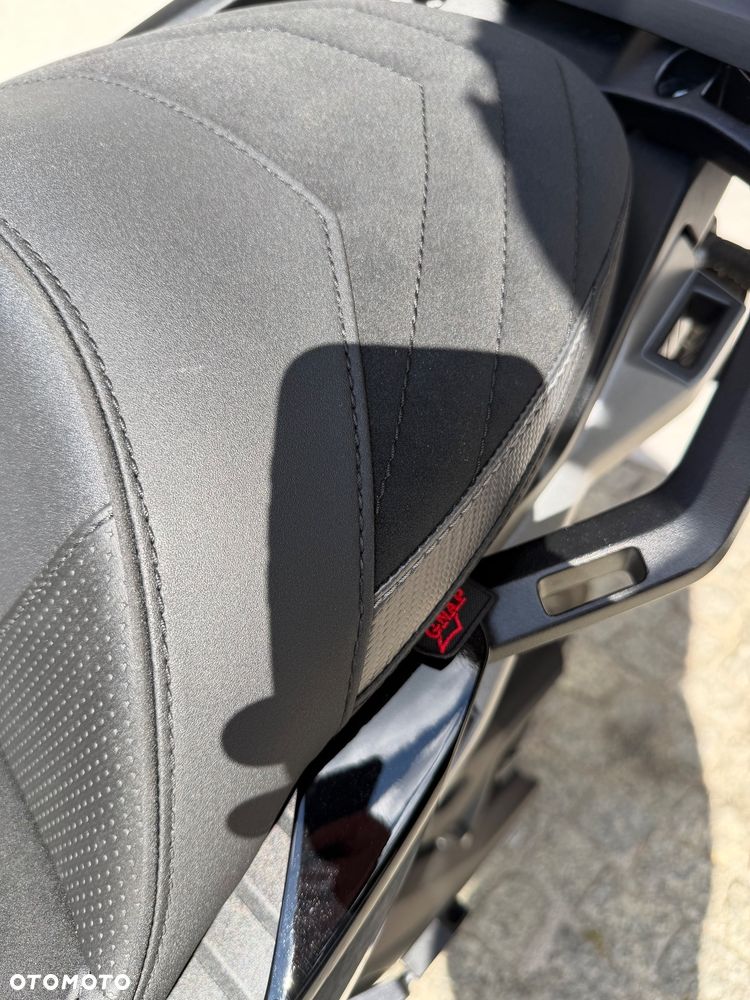 BMW XR - 12