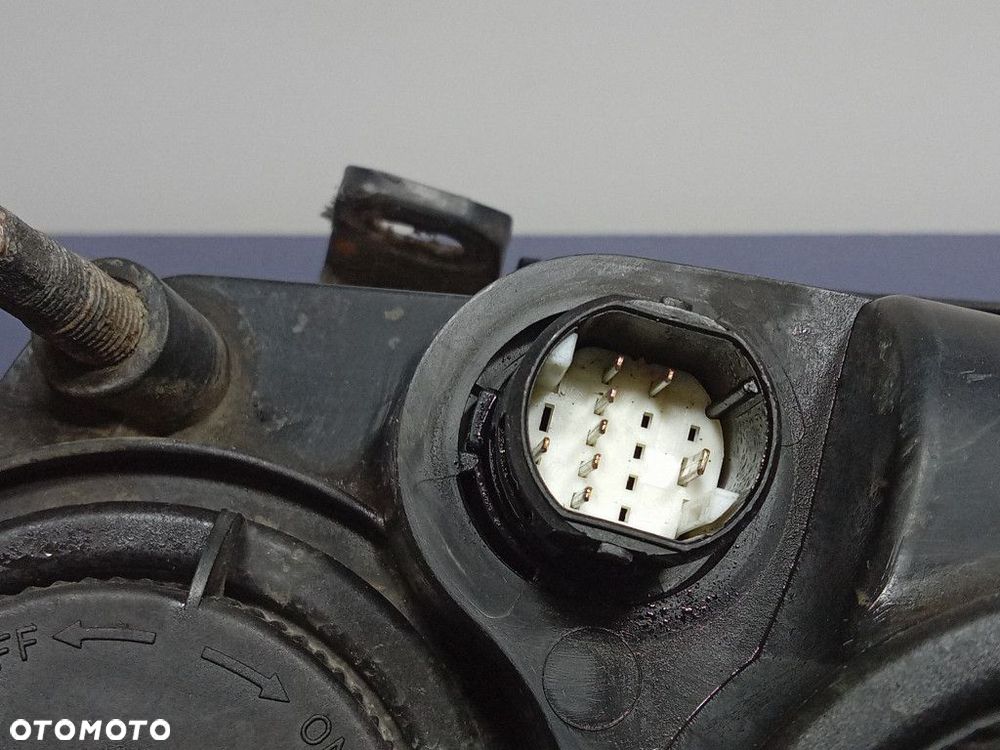 ALFA ROMEO 159 REFLEKTOR PRAWY LAMPA LEWA EU 60682088 - 4