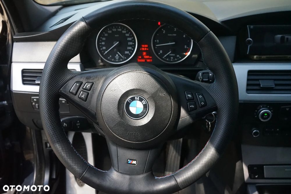 BMW Seria 5 525d xDrive Edition Sport - 15