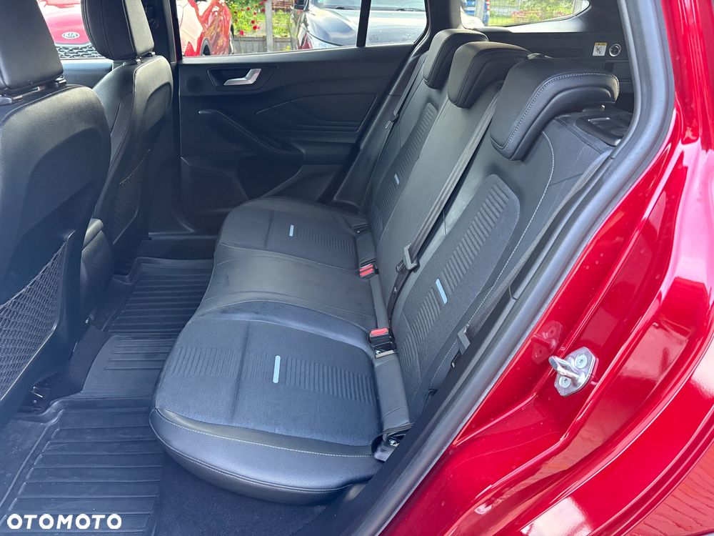 Ford Focus - 18