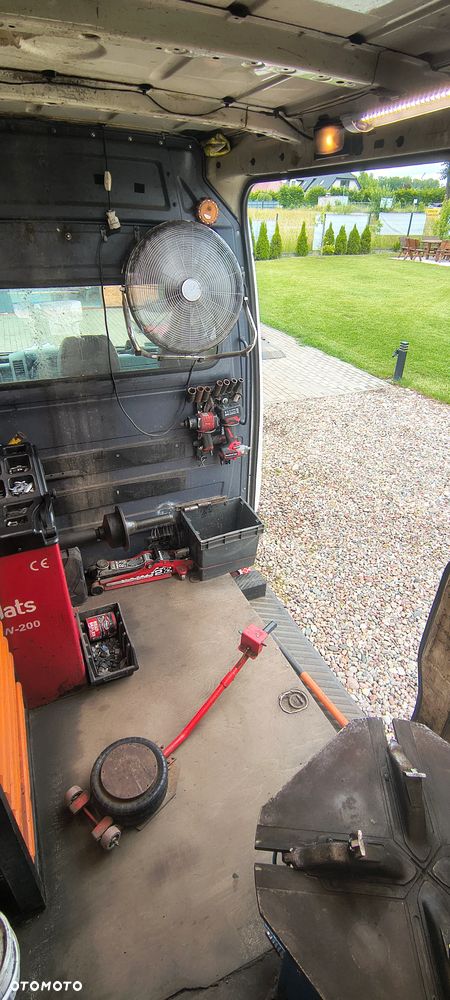 Volkswagen Crafter - 17