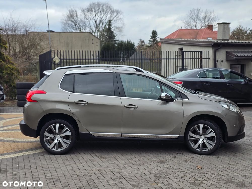 Peugeot 2008 - 11