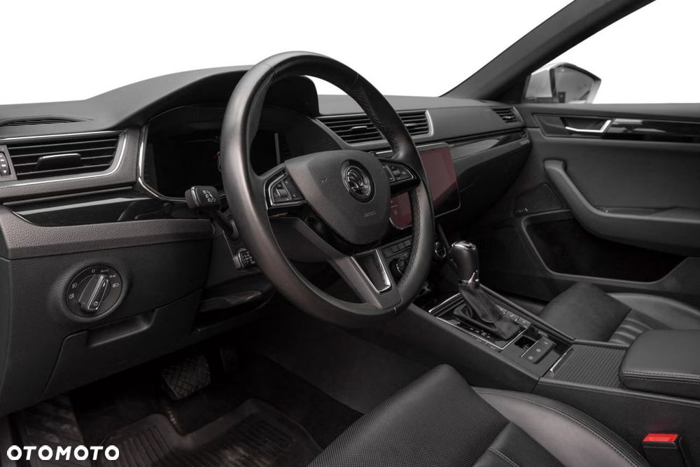 Skoda Superb 2.0 TDI 4x4 DSG L&K - 29