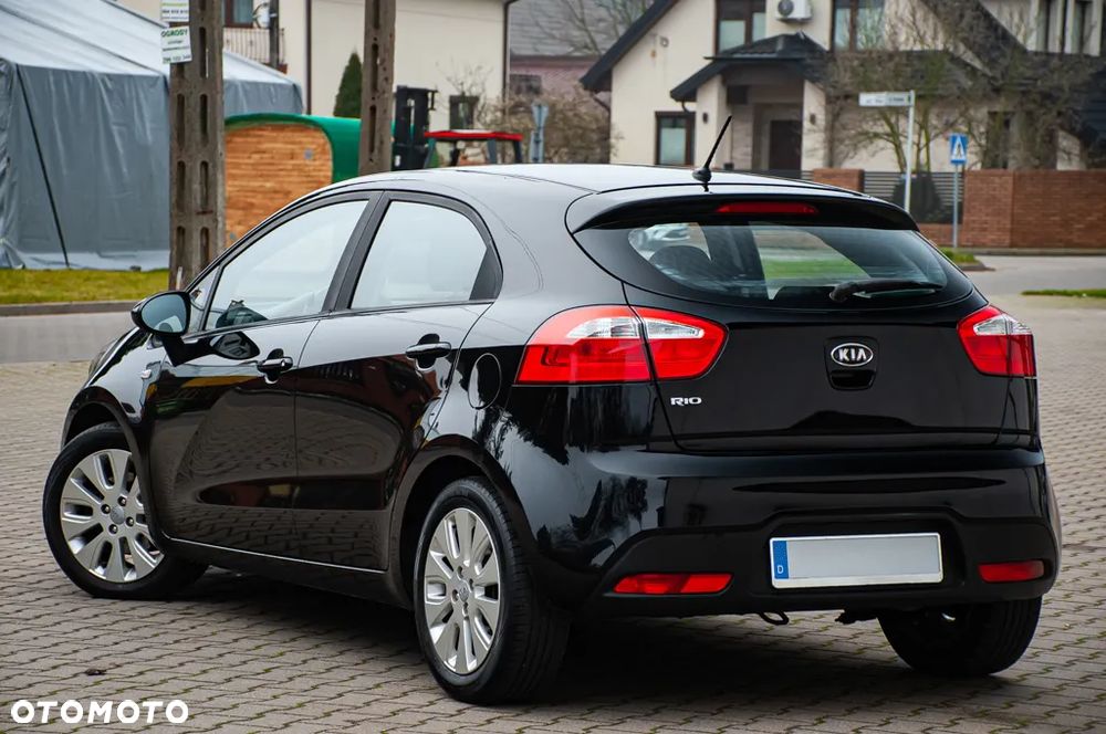 Kia Rio 1.2 Business Line - 2