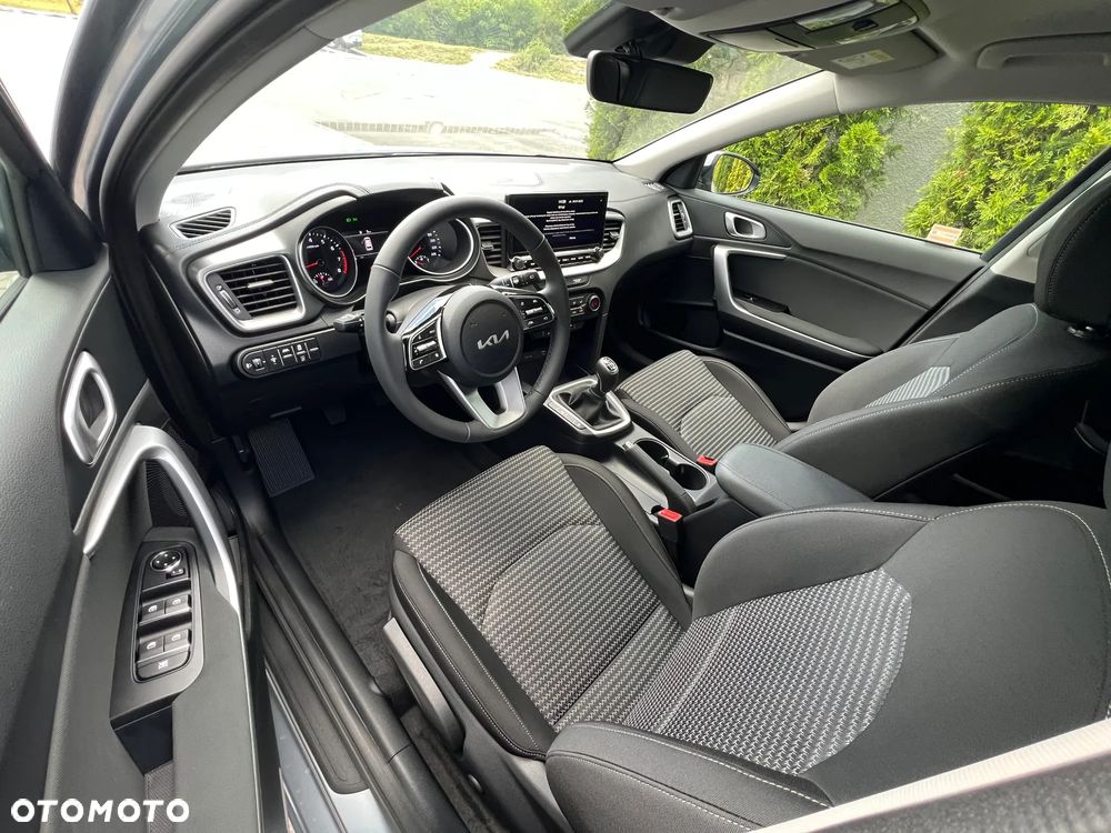 Kia Ceed 1.5 T-GDI M - 7