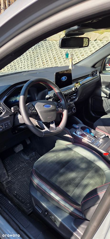 Ford Kuga 2.0 EcoBlue AWD ST-Line X - 2