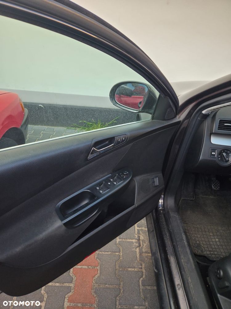 Volkswagen Passat 2.0 TDI 4Motion Comfortline - 7
