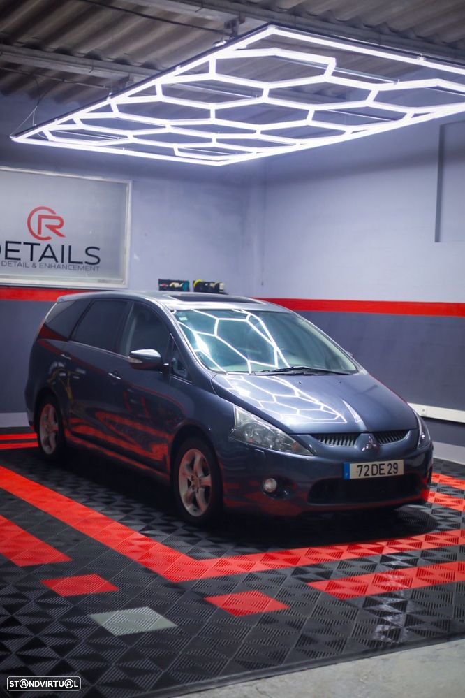 Mitsubishi Grandis 2.0 DI-D Sport - 1