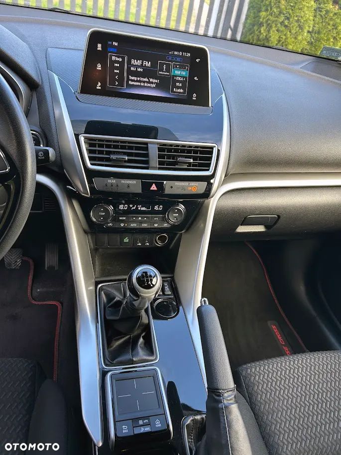 Mitsubishi Eclipse Cross 1.5 T Intense - 7