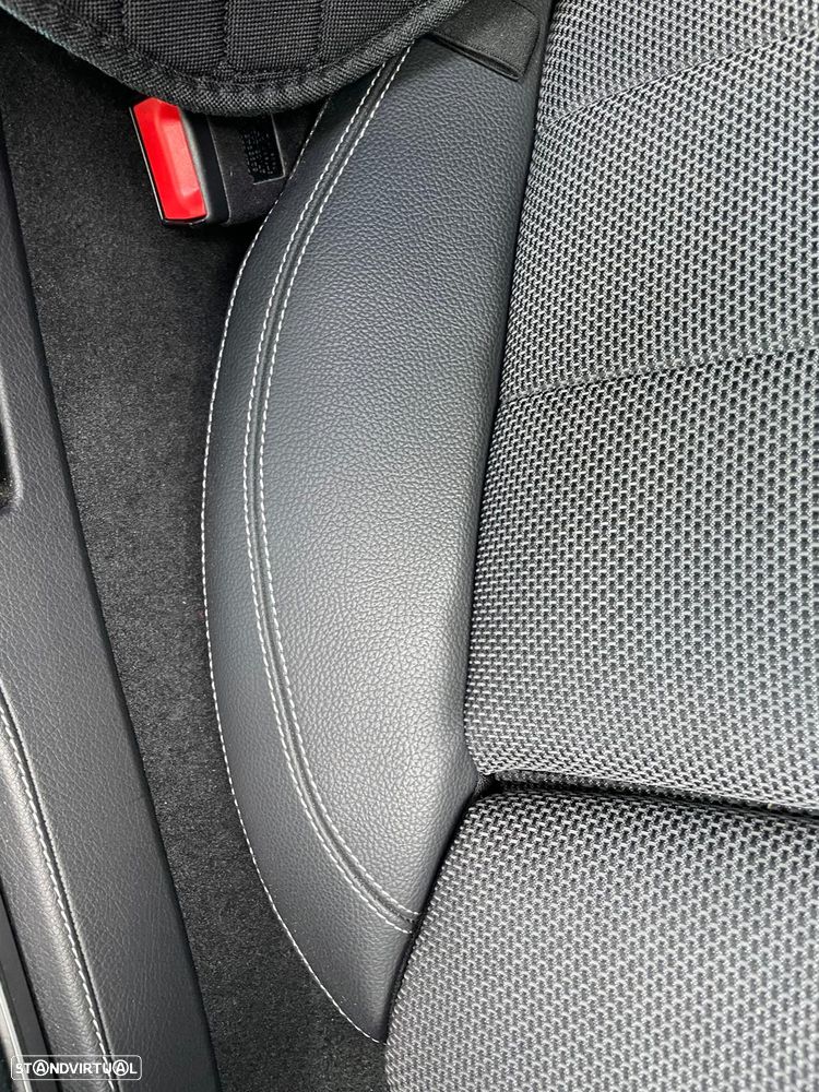 Mercedes-Benz E 220 - 10