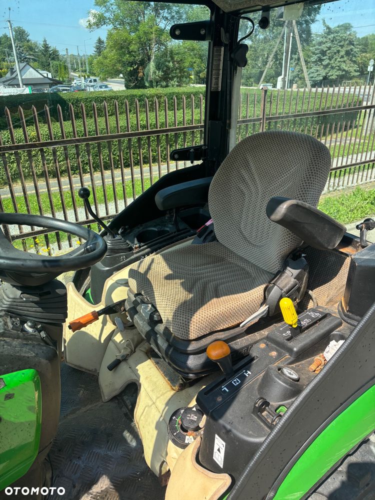 John Deere 2026r - 8