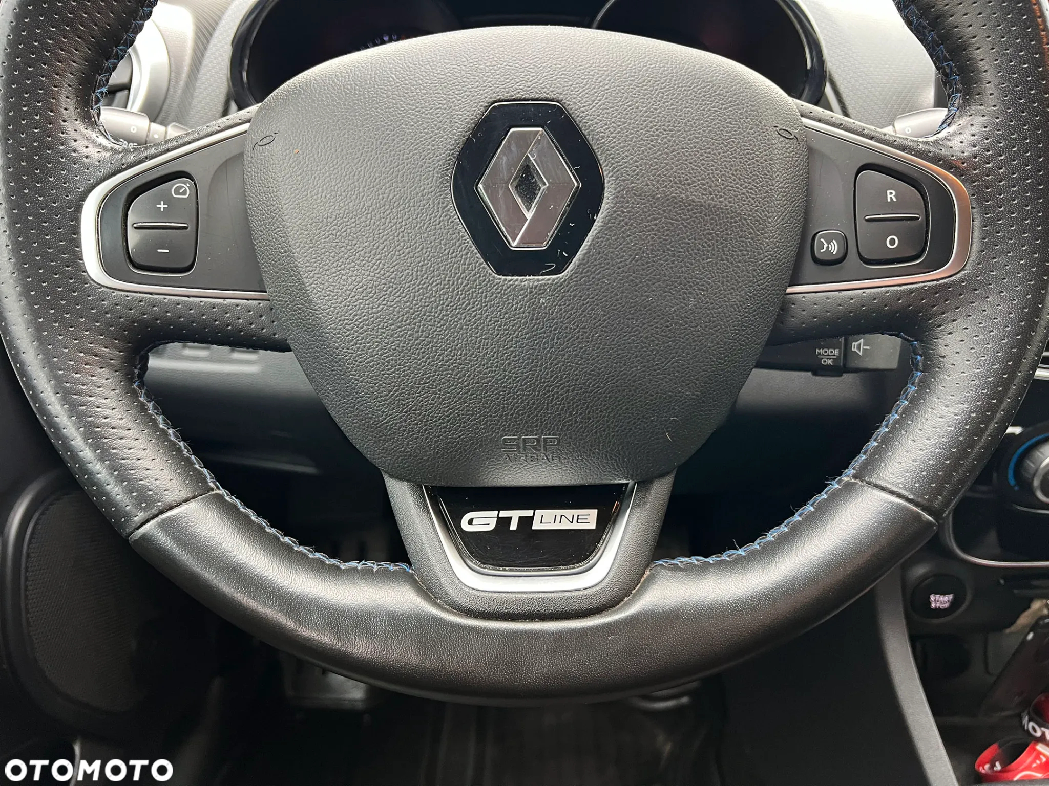 Renault Clio - 19