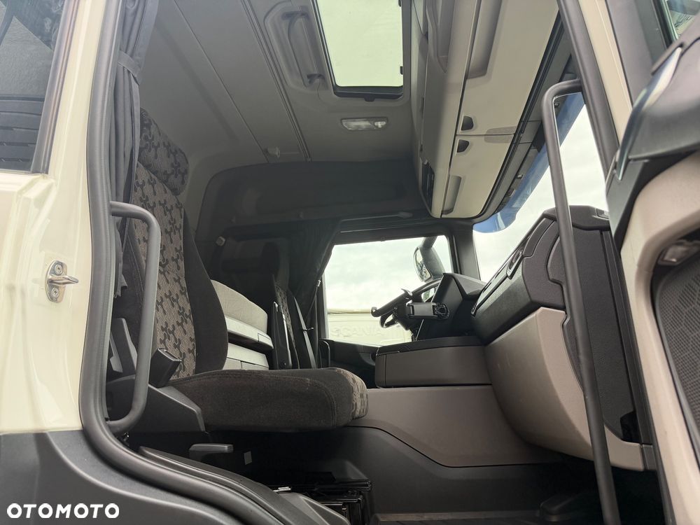 Scania G450 XT 4x4 niemiecka na poduszce - 7