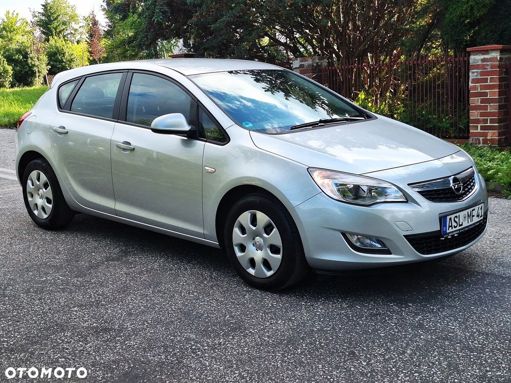 Opel Astra 1.4 Selection - 1