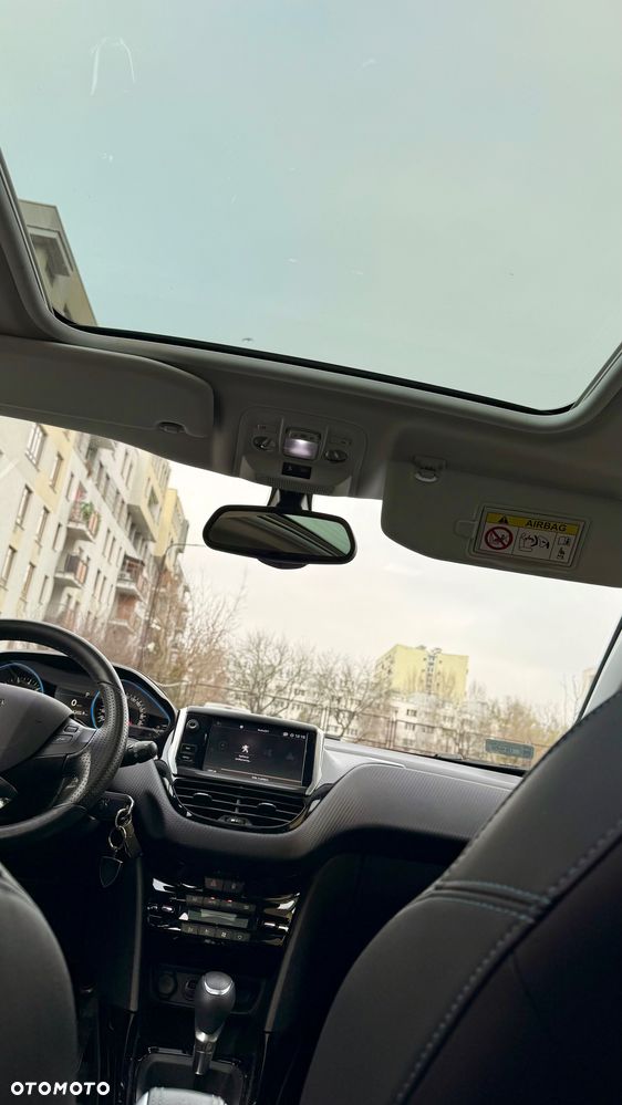 Peugeot 2008 1.2 Pure Tech Crossway S&S EAT6 - 13