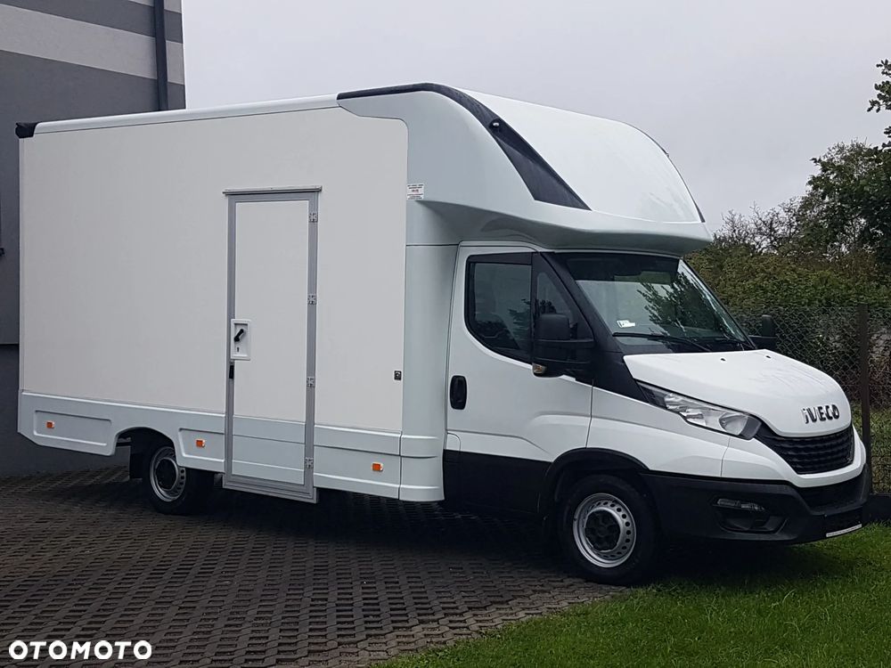 Iveco DAILY KONTENER NISKOPODŁOGOWY 4,43x2,23x2,42 SKLEP FOODTRUCK BAR KLIMA KONIOWÓZ KAMPER - 1