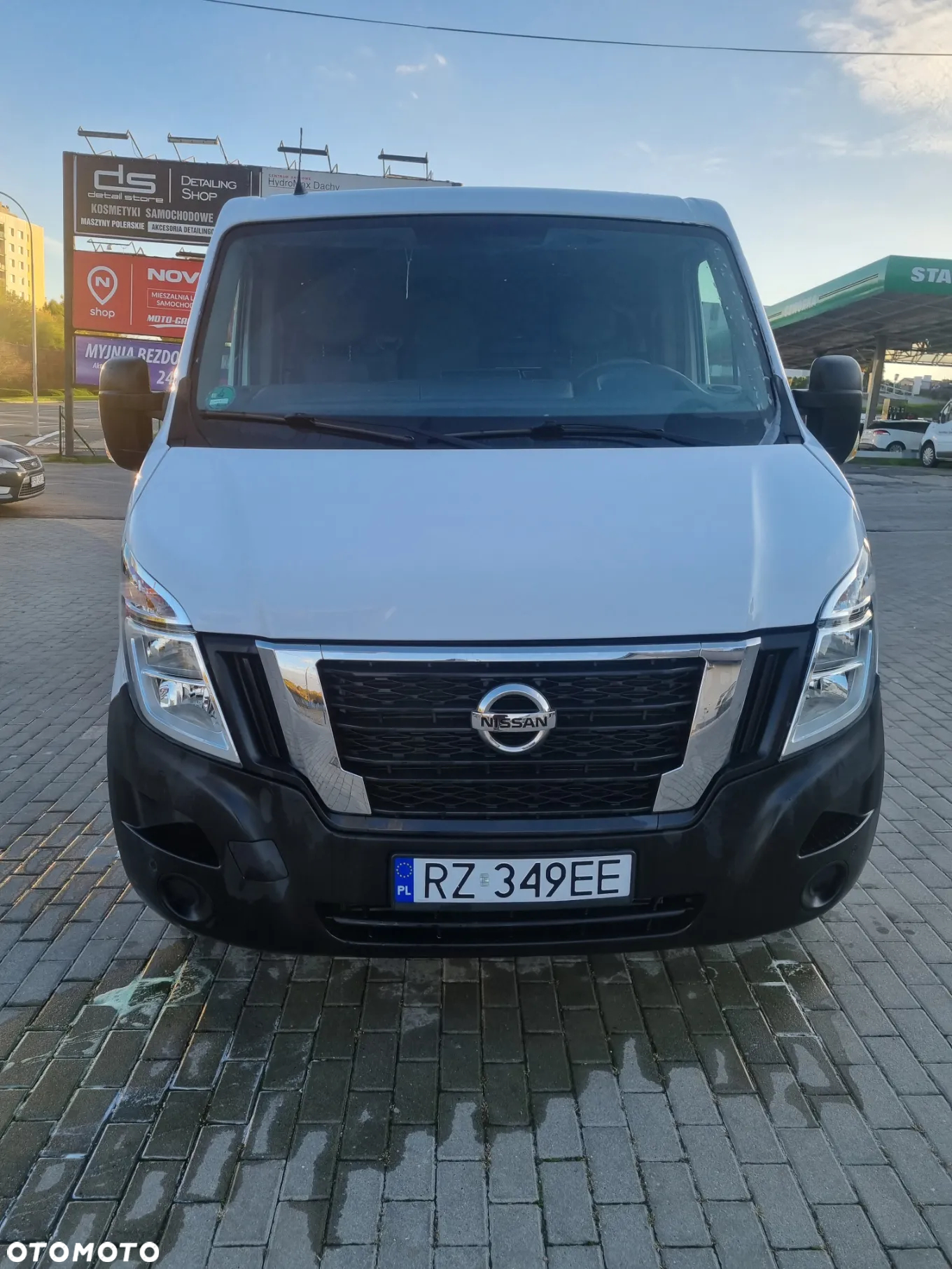 Nissan Nv 400 - 18